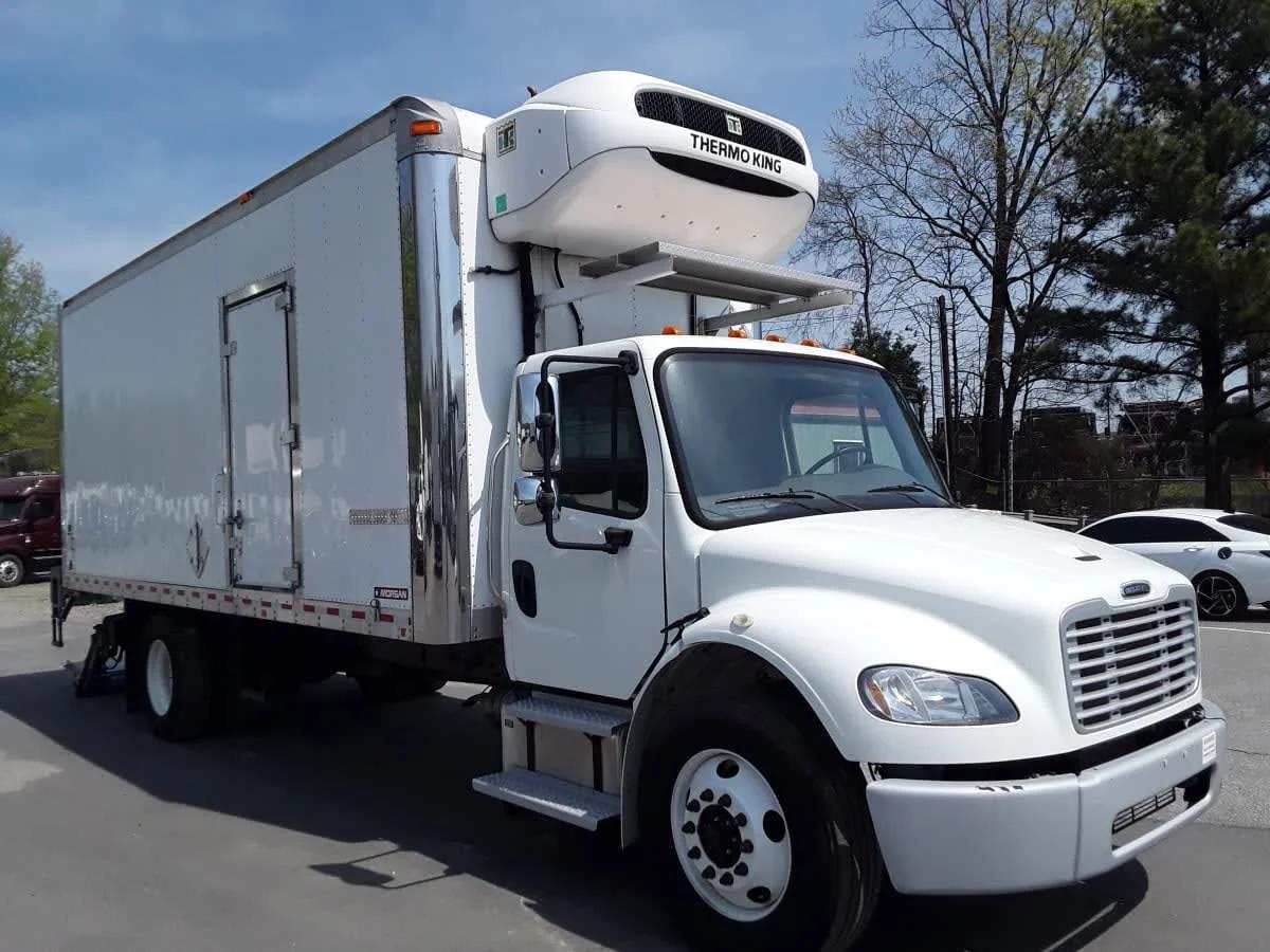 2020 Freightliner M2 106 in Charlotte, NC — photo 3