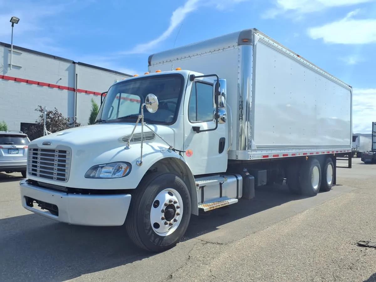 2019 Freightliner M2 106