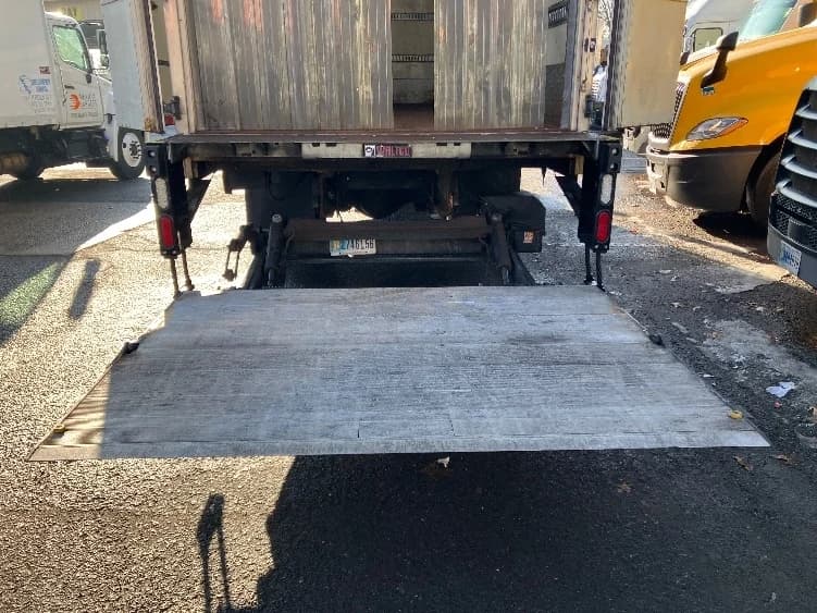 2019 Hino 338 in Edison, NJ — photo 9