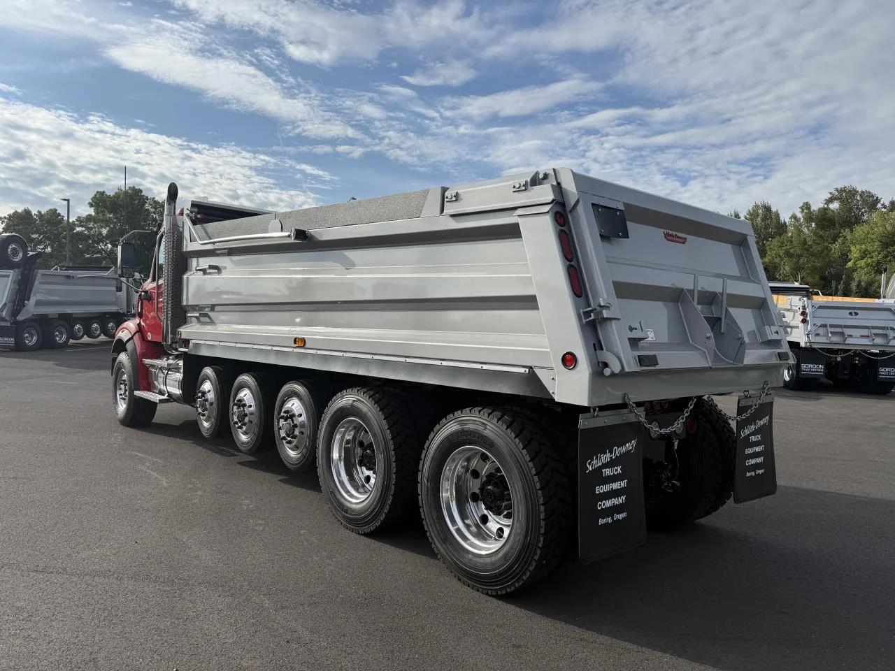 2025 Western Star 49X in Coburg, OR — photo 5