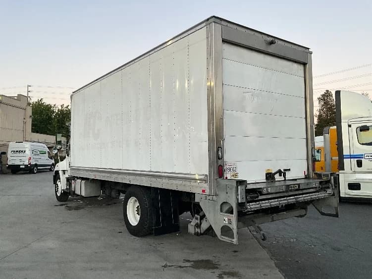 2018 Hino 338 in West Sacramento, CA — photo 6