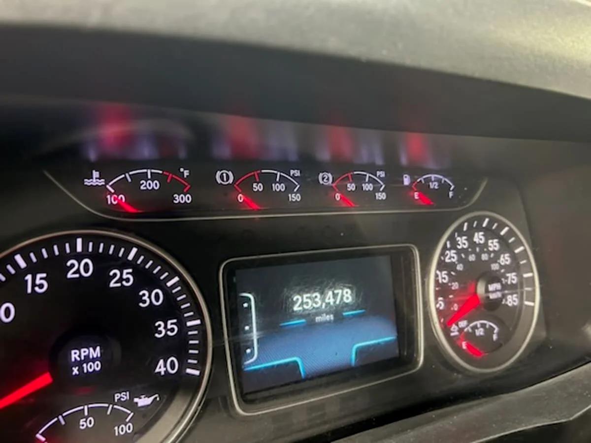 2020 International MV in Bolingbrook, IL — photo 12