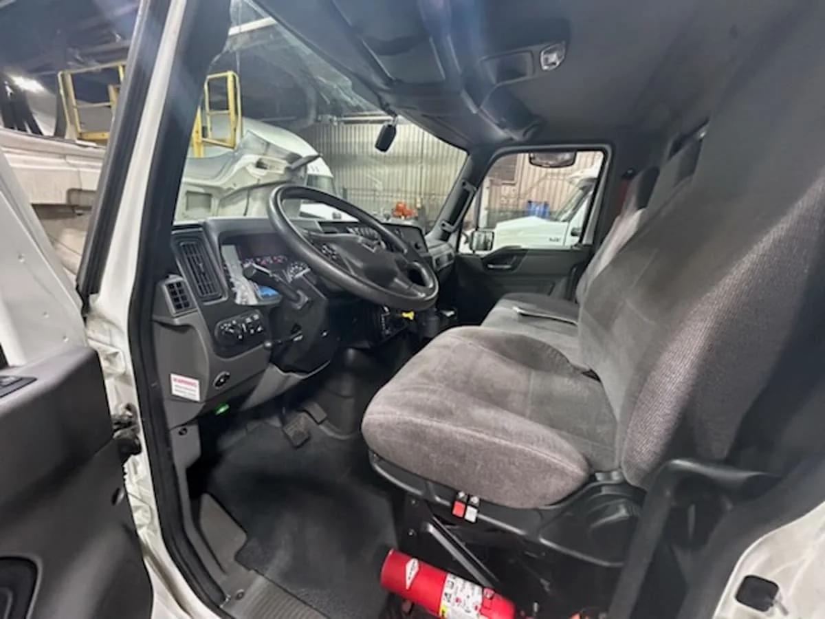 2020 International MV in Bolingbrook, IL — photo 8