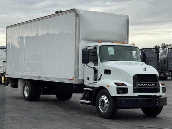 2023 Mack in Fontana, CA