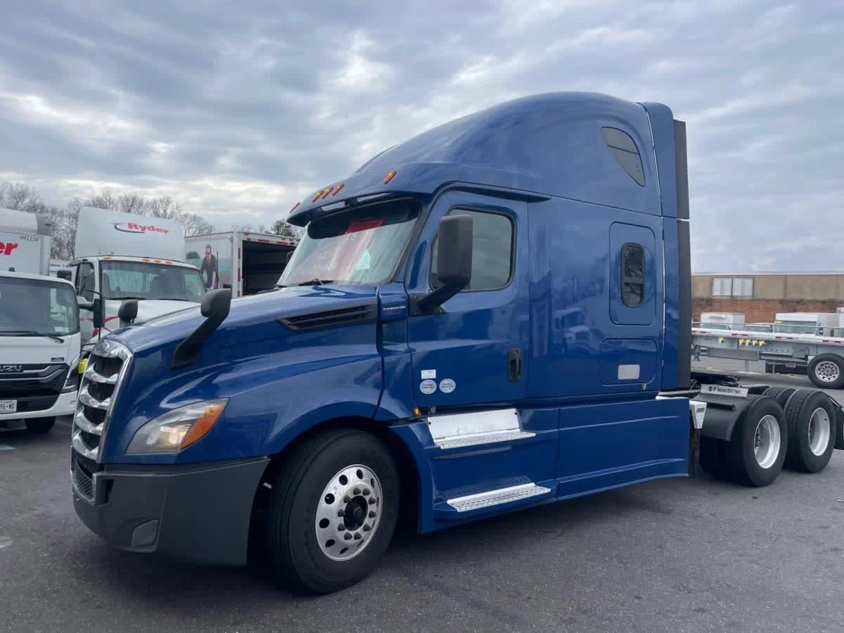 2020 Freightliner Cascadia