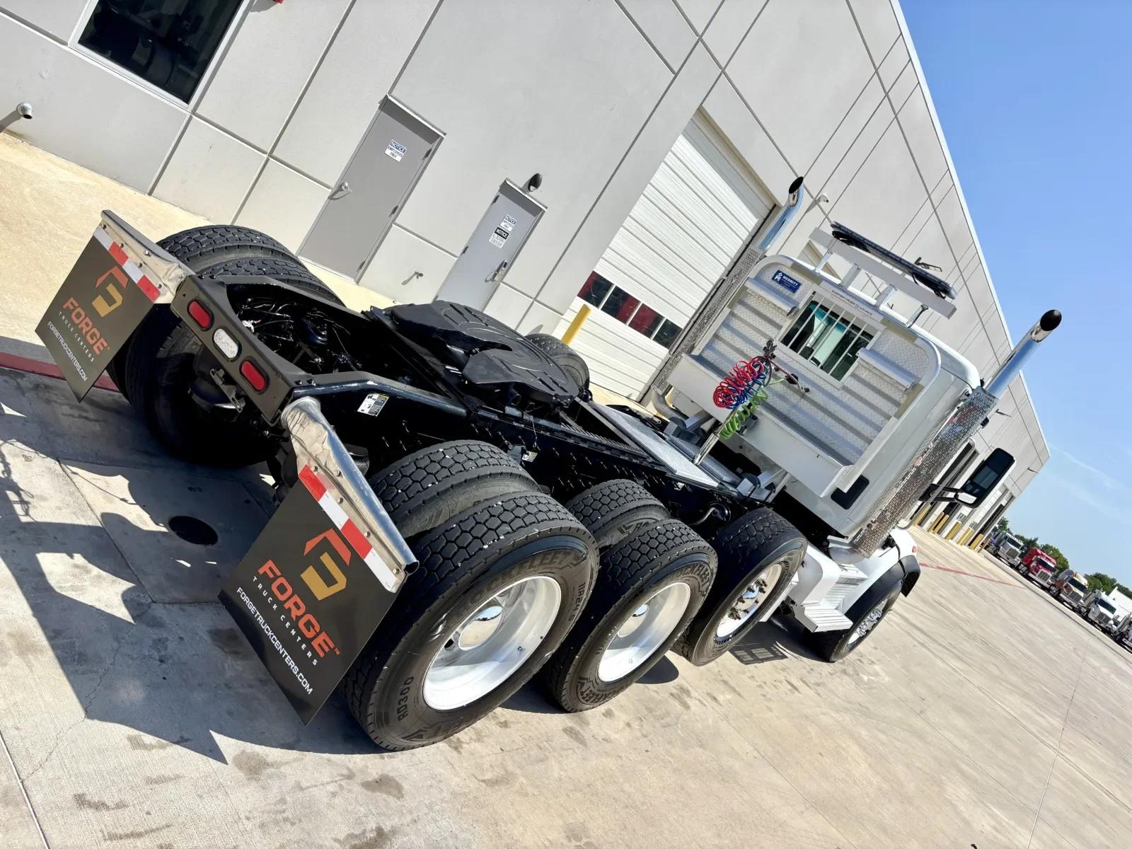 2019 Peterbilt 567 in Hutchins, TX — photo 11