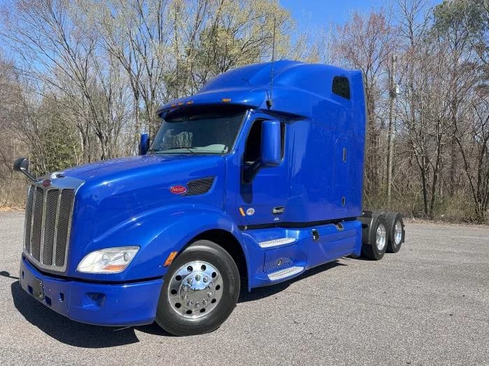 2022 Peterbilt 579 in Nashville, TN — photo 23