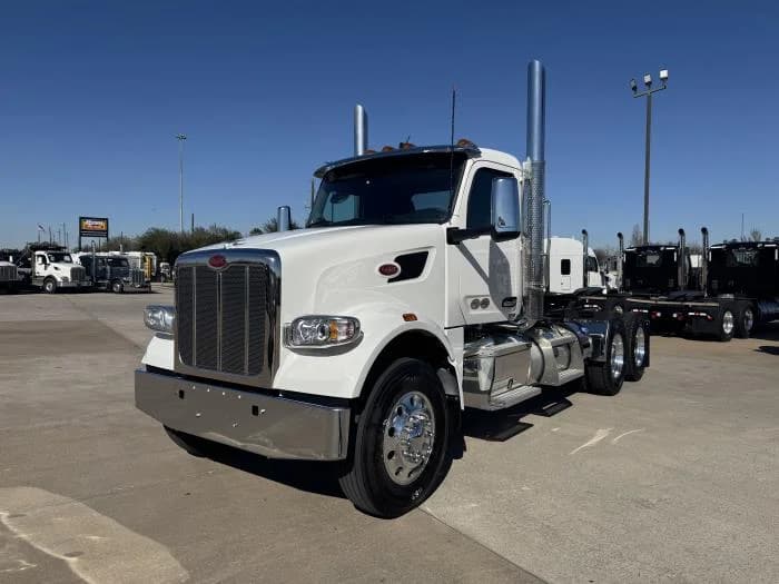 2026 Peterbilt 567 in Houston, TX — photo 3
