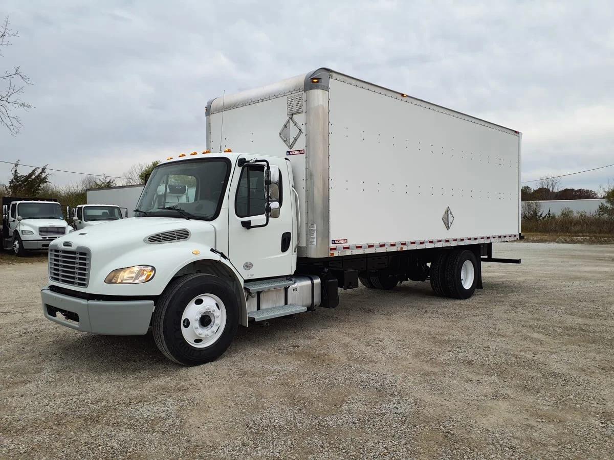 2019 Freightliner M2 106