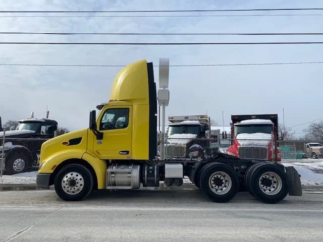 2021 Peterbilt 579 in EAU CLAIRE, PA — photo 7