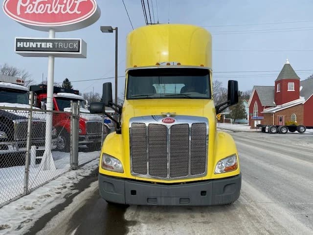 2021 Peterbilt 579 in EAU CLAIRE, PA — photo 3