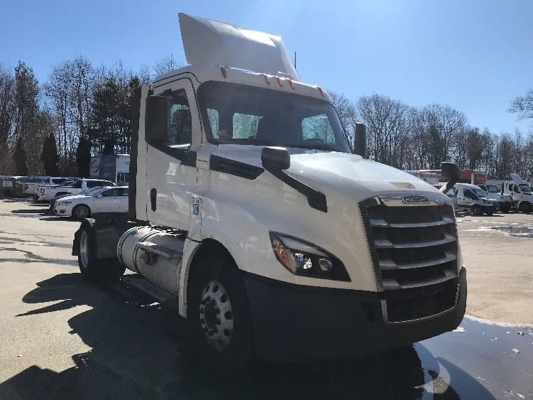 2019 Freightliner Cascadia in Franklin, MA