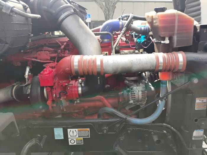 2022 Peterbilt 579 in Tampa, FL — photo 12