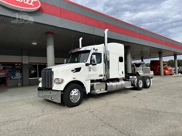 2026 Peterbilt 567
