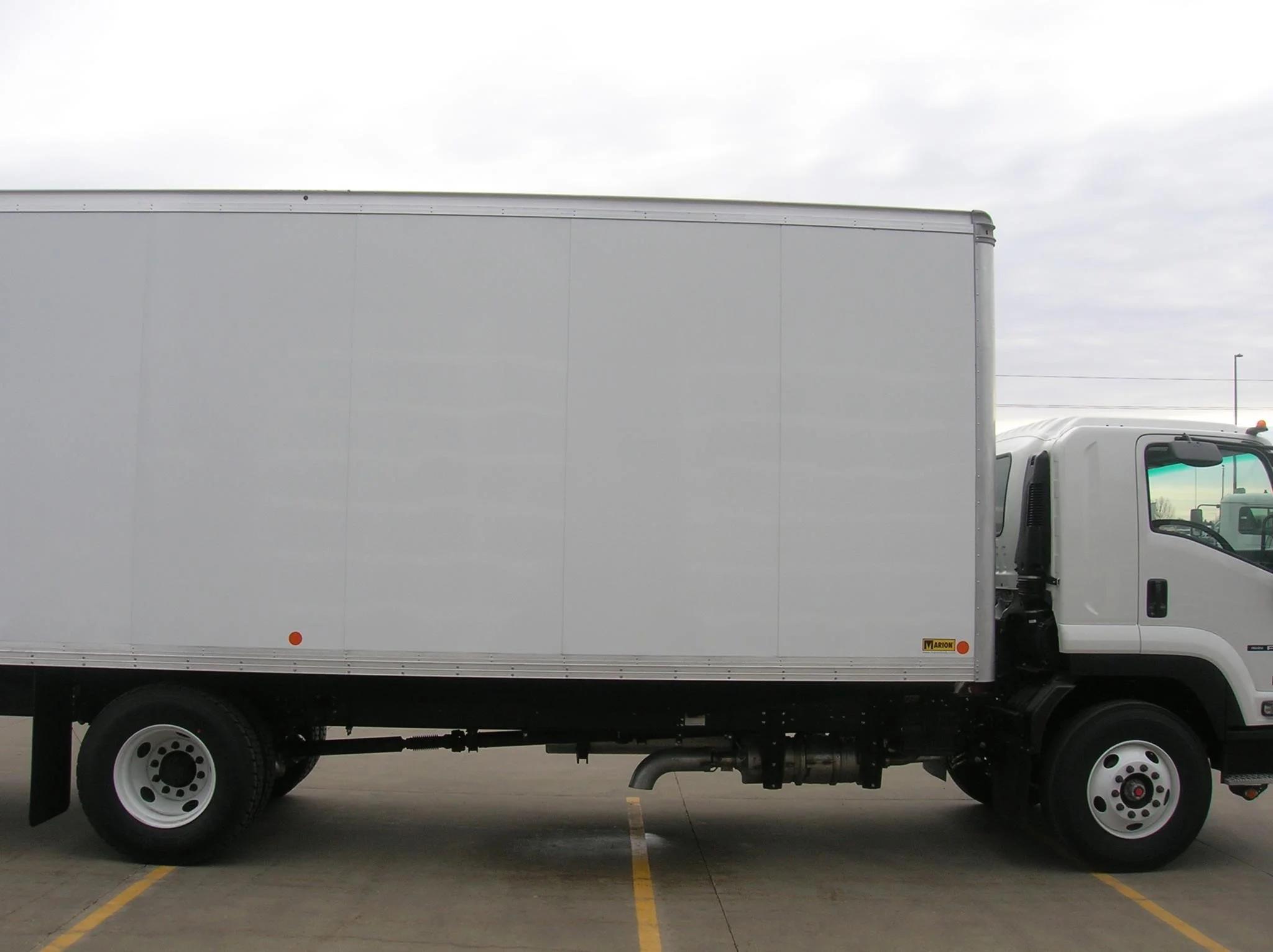 2025 Isuzu FTR — photo 4