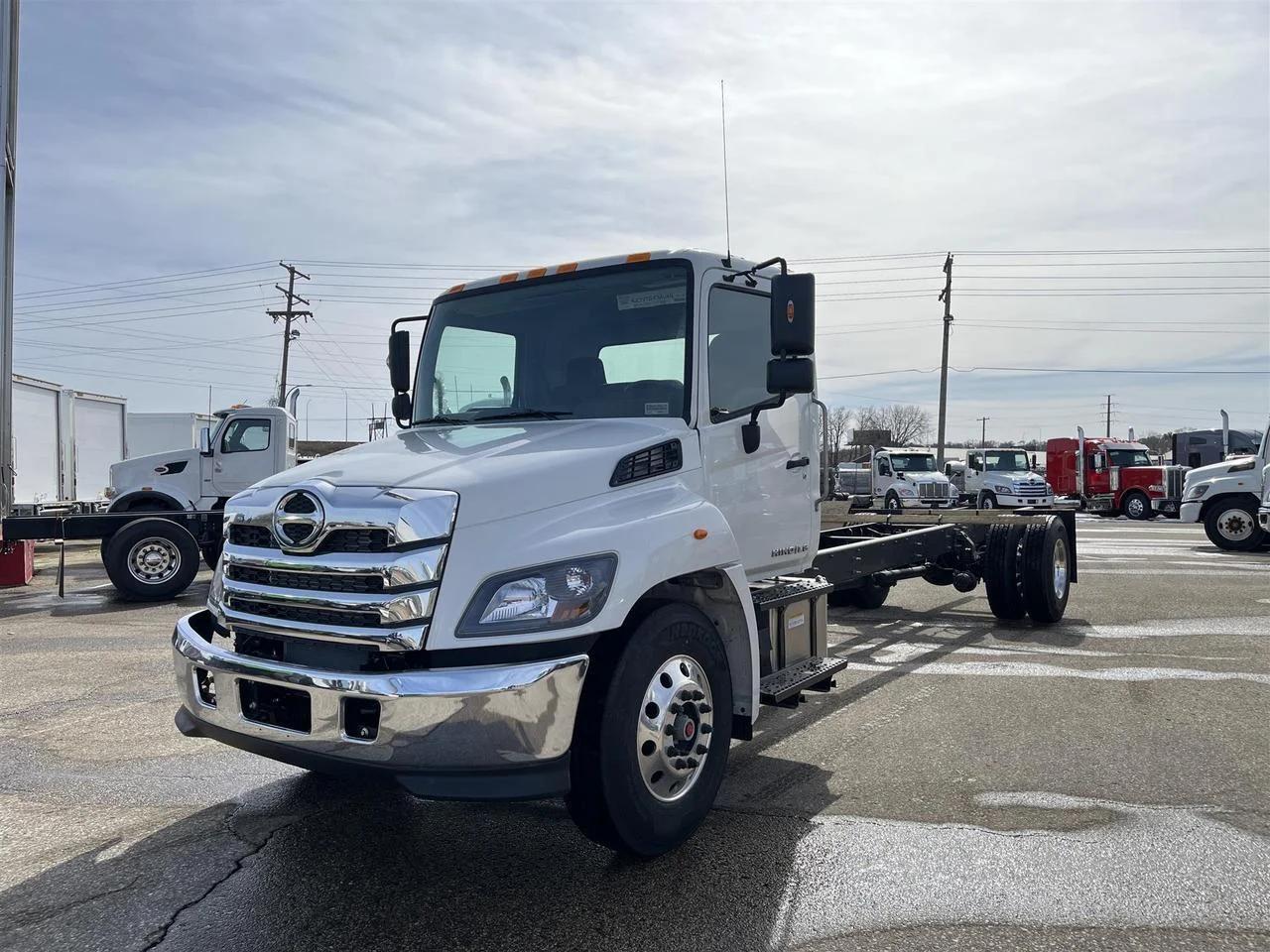 2026 Hino L6 in South St. Paul, MN — photo 12