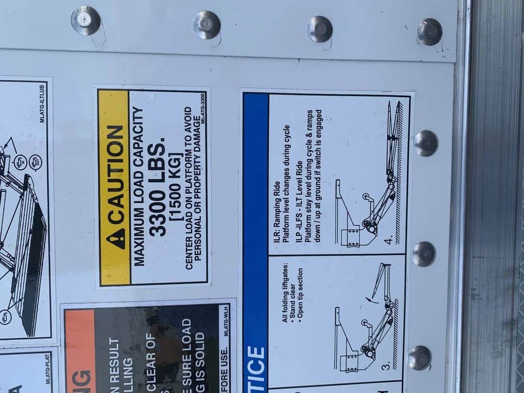 2024 Isuzu NRR in SAN ANTONIO, TX — photo 5