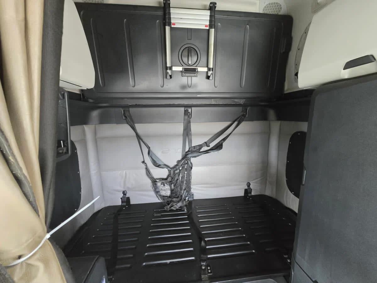 2020 Freightliner Cascadia in North Little Rock, AR — photo 8