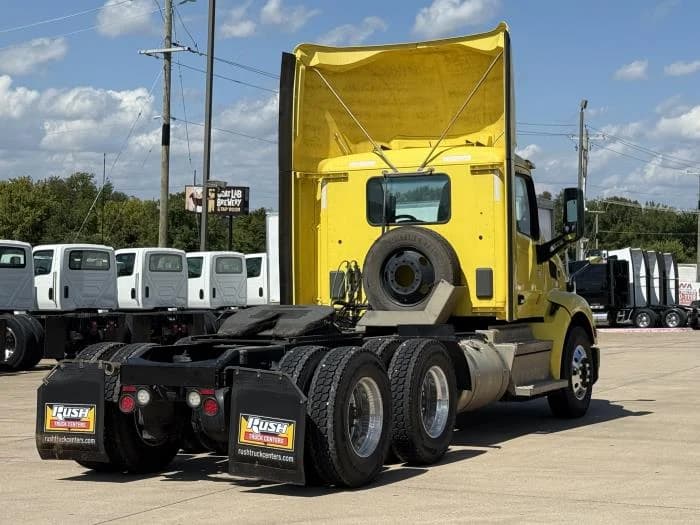 2021 Peterbilt 579 in Lowell, AR — photo 6