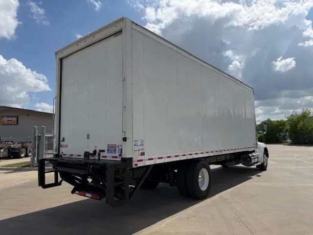 2022 Kenworth T270 — photo 7