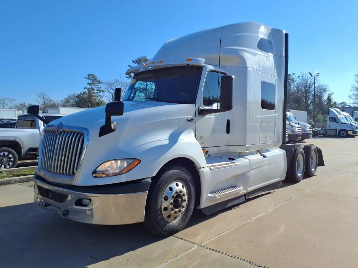 2019 International LT