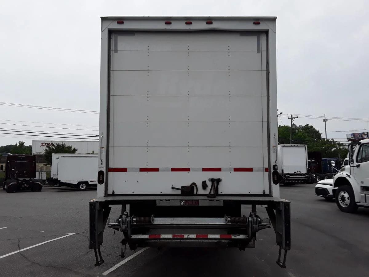 2019 Freightliner M2 106 in Charlotte, NC — photo 5