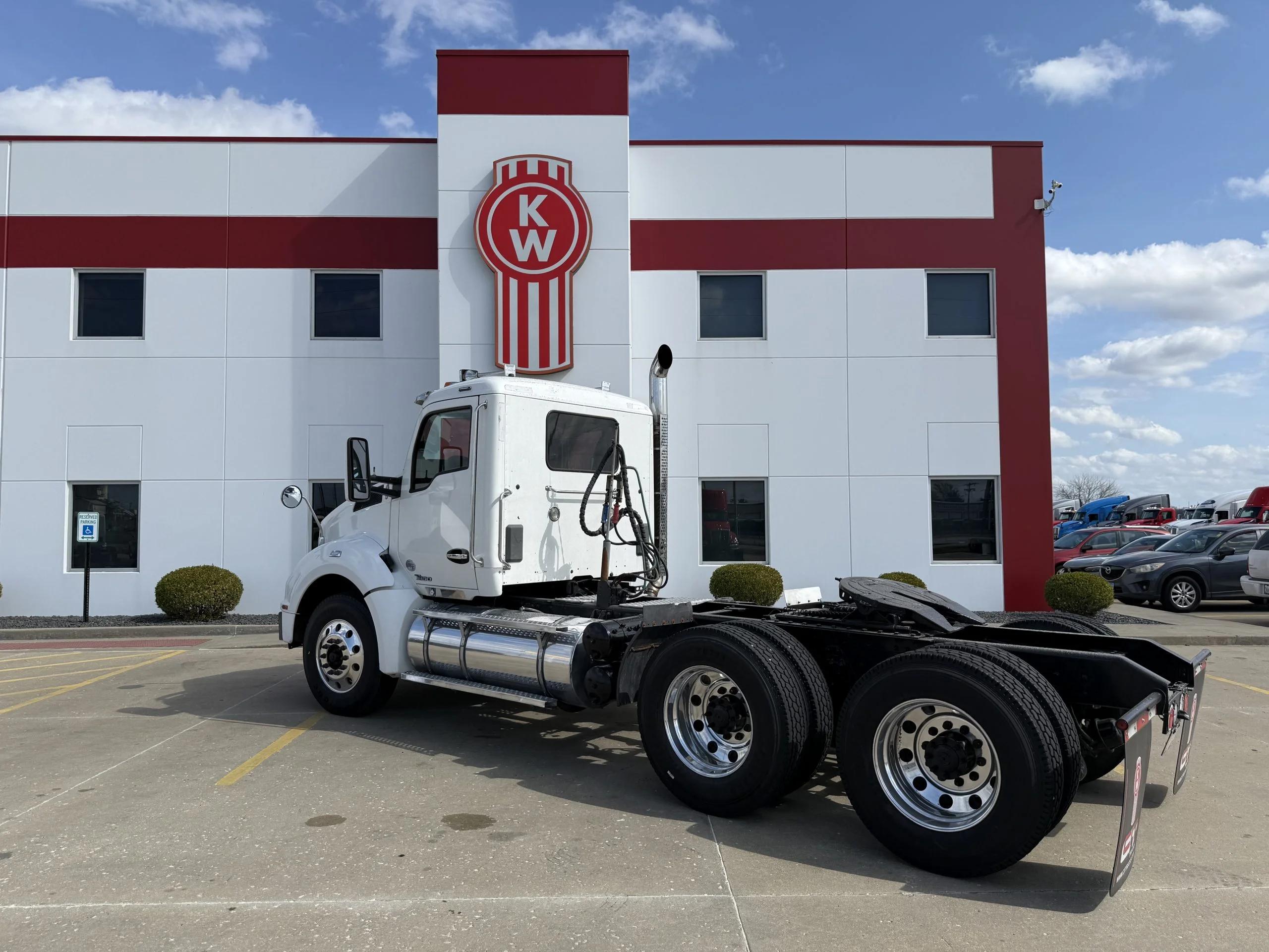 2018 Kenworth T880 in Troy, IL — photo 6