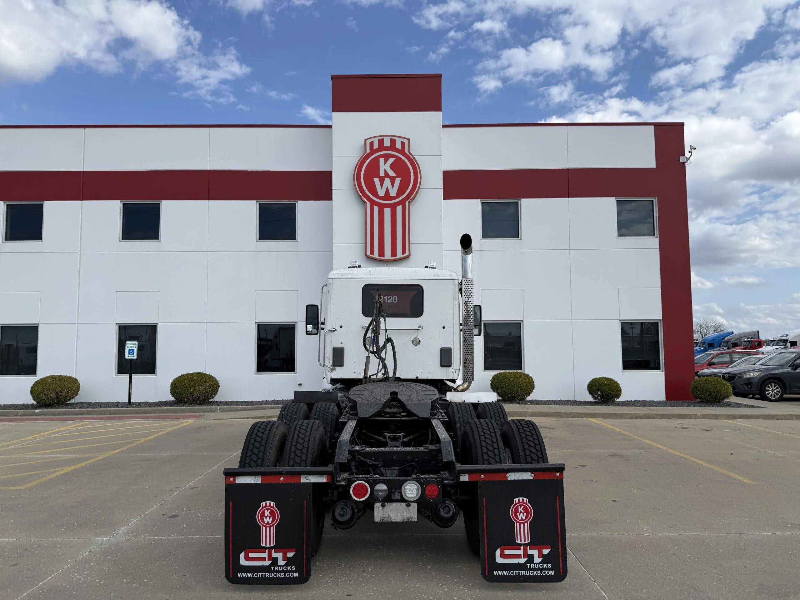 2018 Kenworth T880 in Troy, IL — photo 5