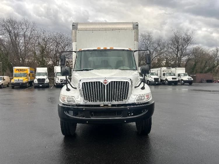 2019 International 4300 in Bensalem, PA — photo 2
