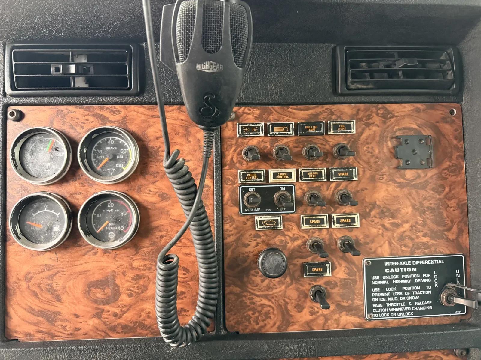 2001 Kenworth T800 in Greer, SC — photo 19