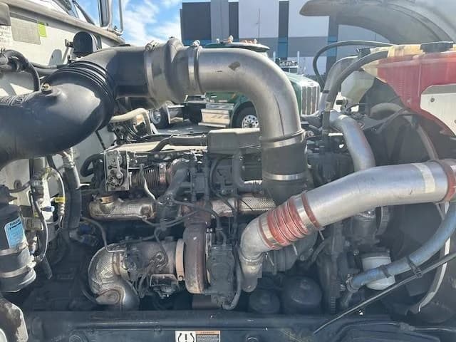 2020 Peterbilt 579 — photo 8