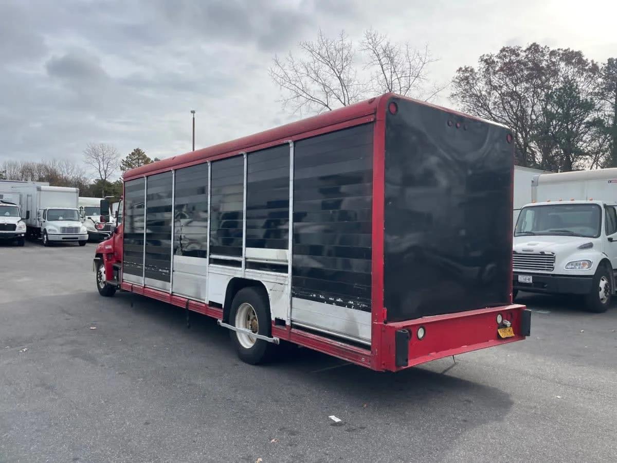 2015 Hino 338 in Farmingdale, NY — photo 6