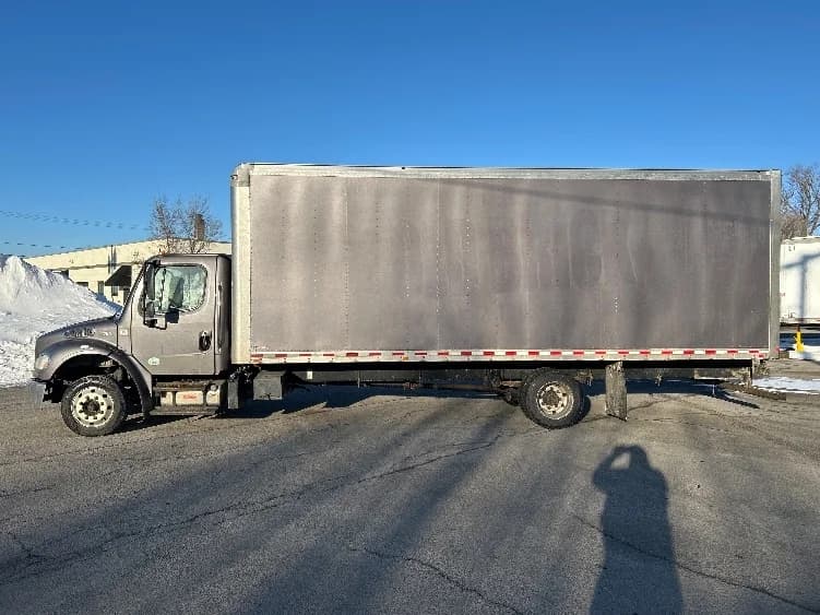 2019 Freightliner M2 106 in Albany, NY — photo 4
