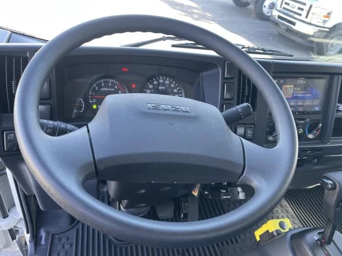 2025 Isuzu NRR in Whittier, CA — photo 23