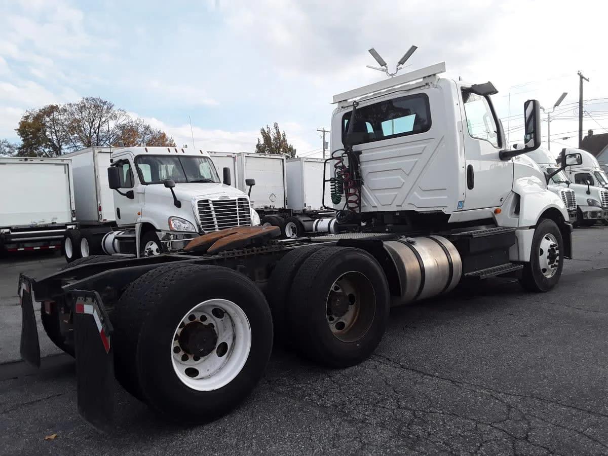 2019 International LT in Allentown, PA — photo 4