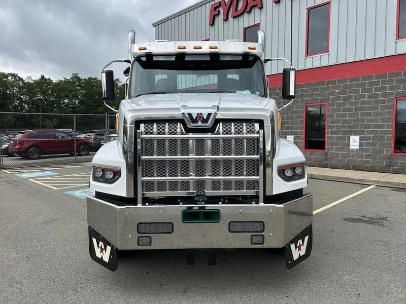 2027 Western Star 49X in Pittsburgh, PA — photo 12