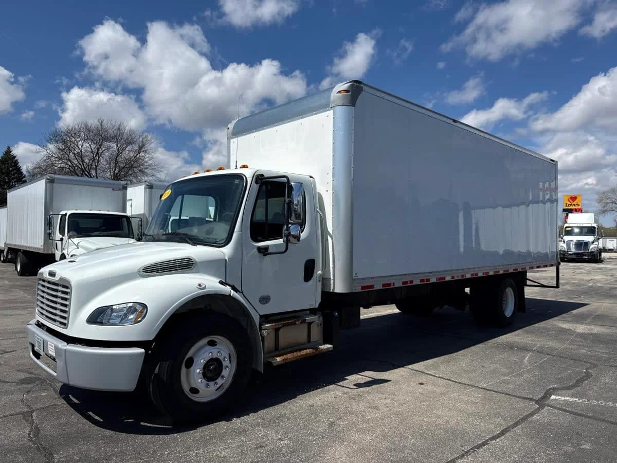 2019 Freightliner M2 106