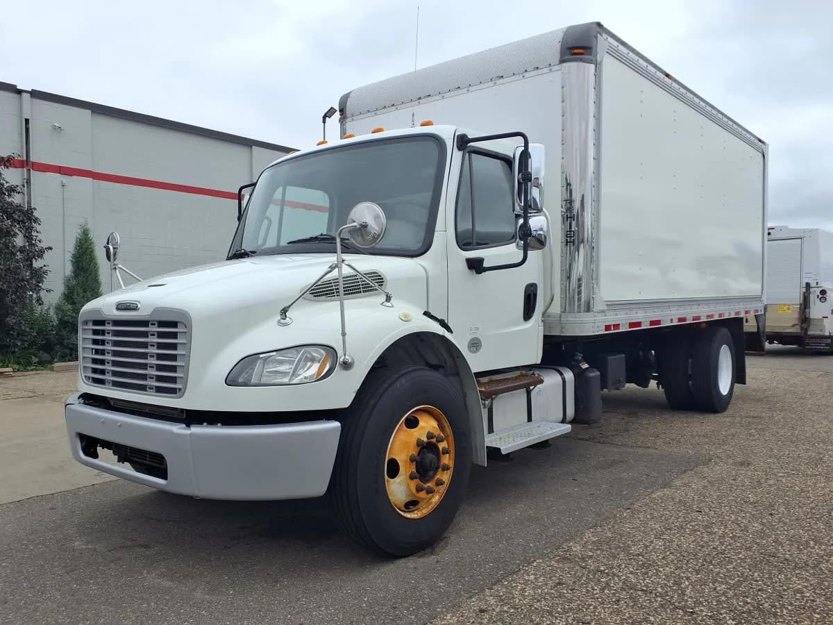 2019 Freightliner M2 106