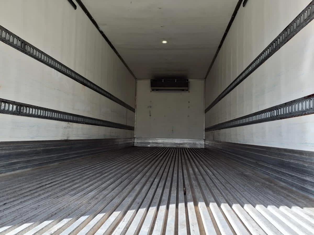 2019 Freightliner M2 106 in Minneapolis, MN — photo 9