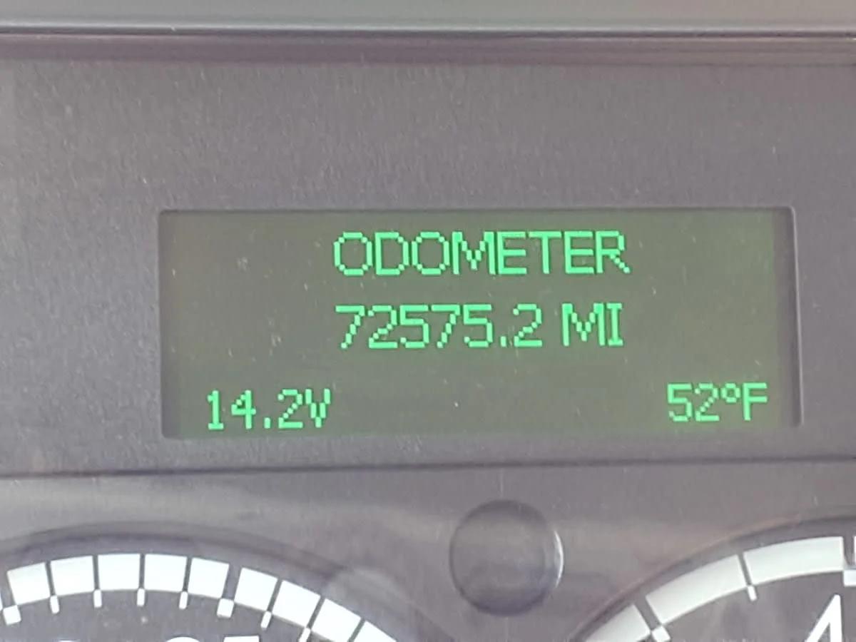2019 Freightliner M2 106 in Minneapolis, MN — photo 11