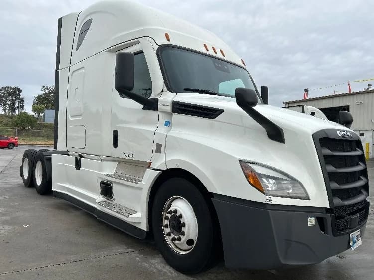 2022 Freightliner Cascadia