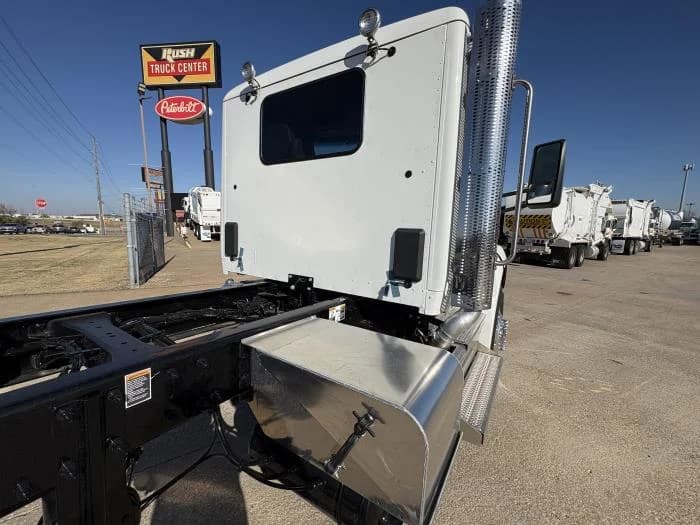2026 Peterbilt 537 — photo 8