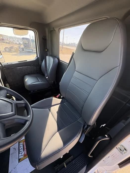 2026 Peterbilt 537 — photo 11