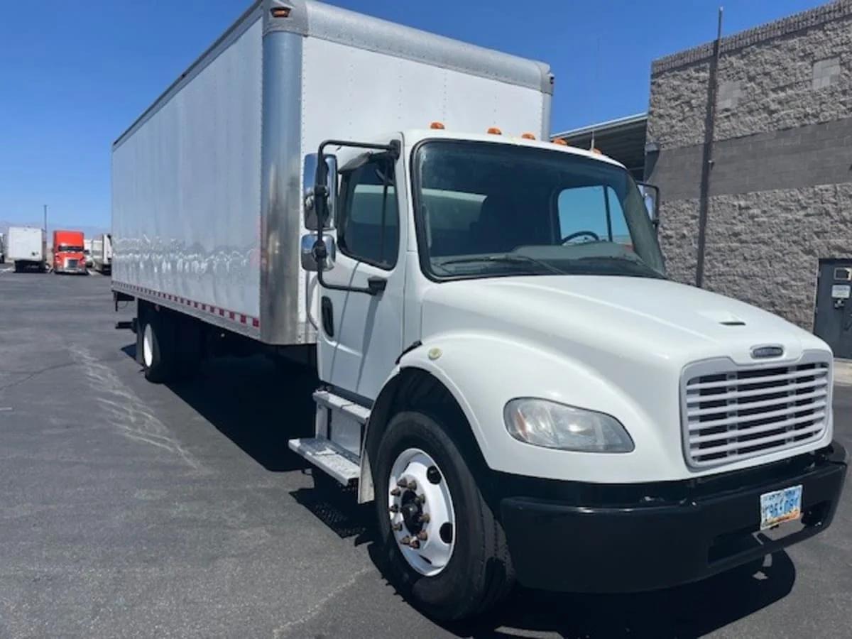 2018 Freightliner M2 106