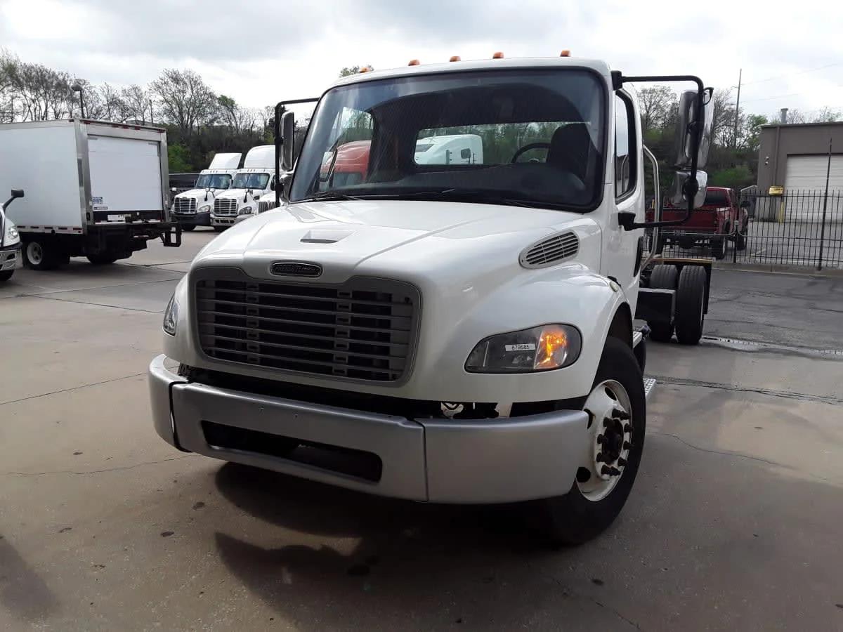 2020 Freightliner M2 106