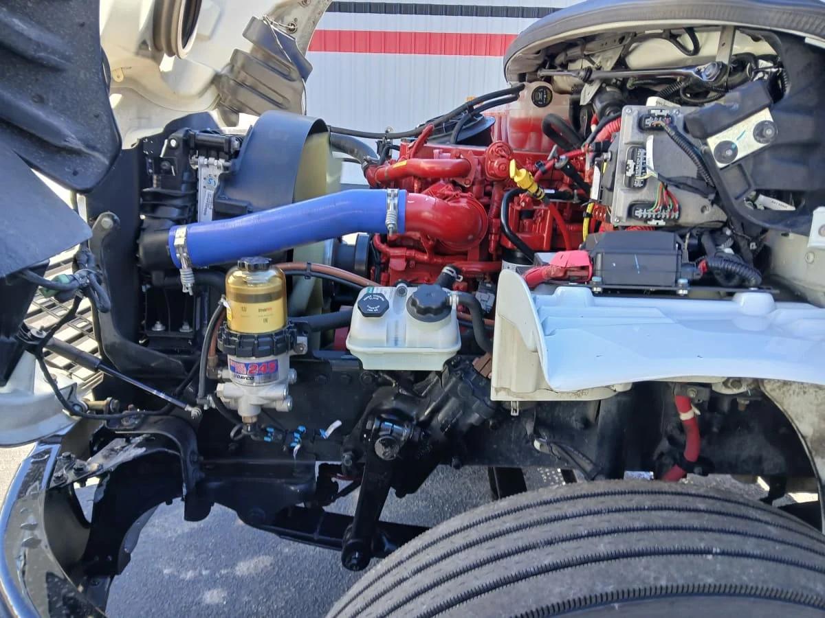 2021 Freightliner M2 106 in Jacksonville, FL — photo 9