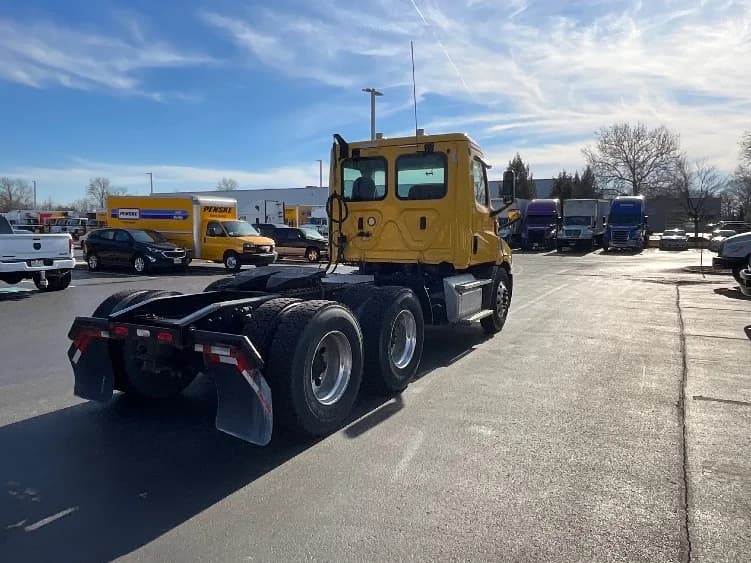 2019 Freightliner Cascadia in Swedesboro, NJ — photo 7