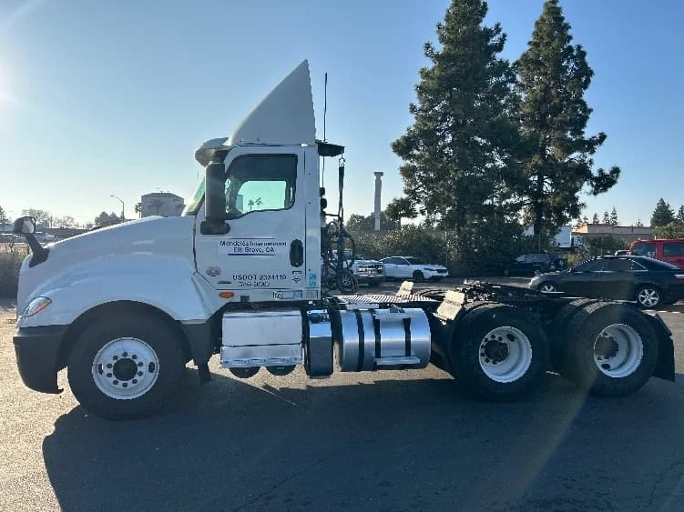 2020 International LT in West Sacramento, CA — photo 4