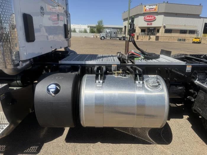 2027 Peterbilt 567 in Lubbock, TX — photo 15