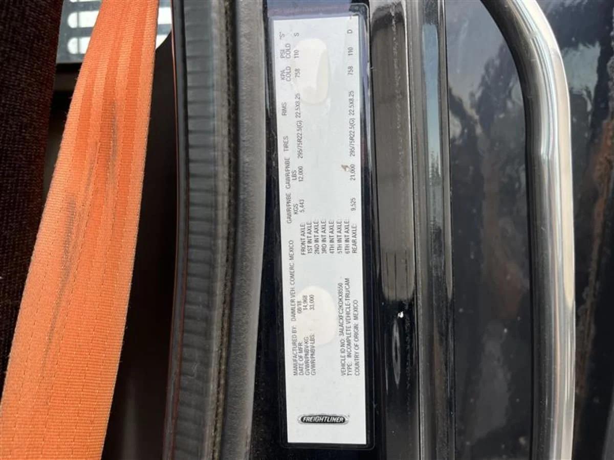 2019 Freightliner M2 106 in Beltsville, MD — photo 11